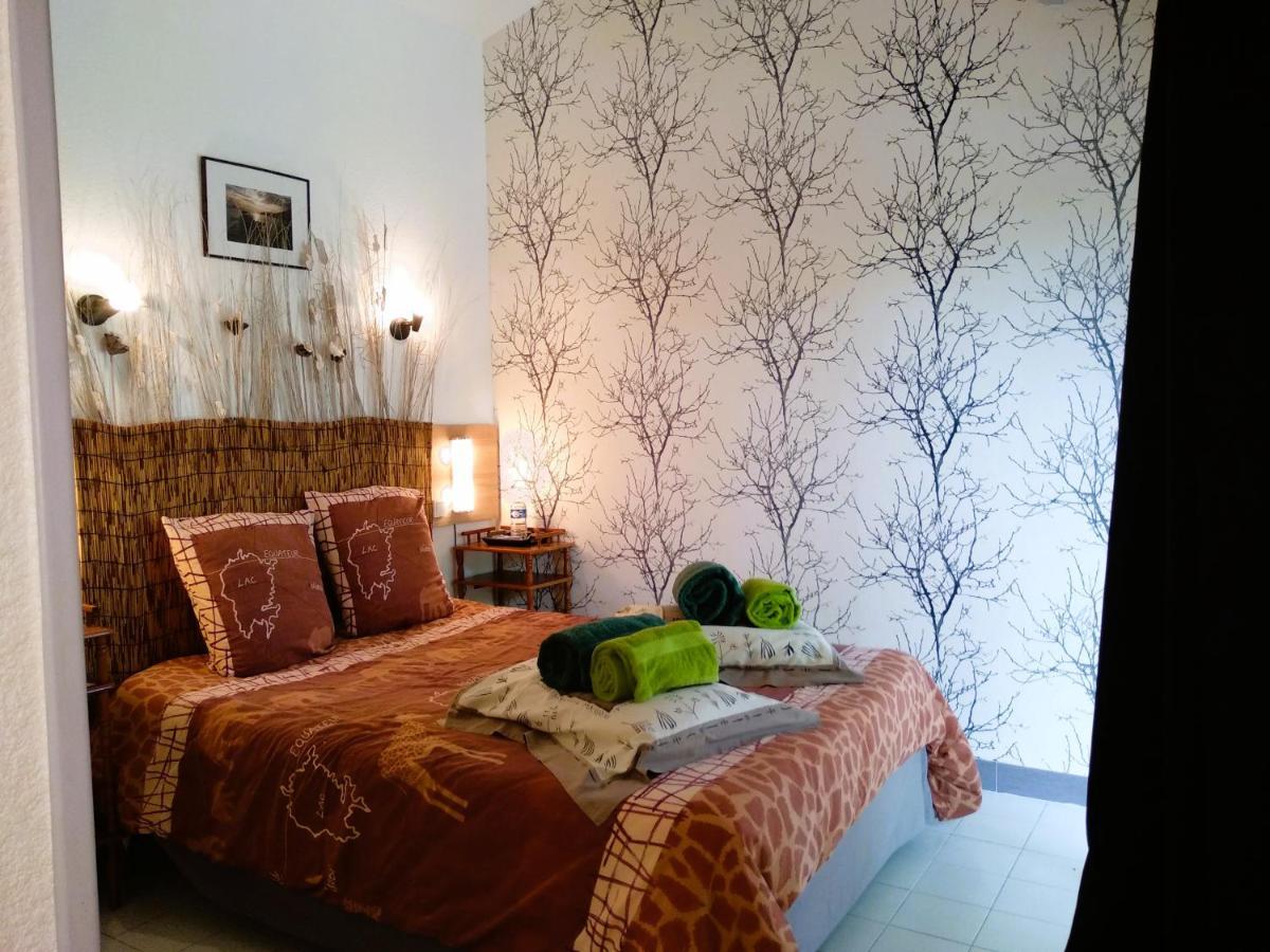 Chambre Independante Piscine, Parc, Cuisine... Brézilhac Εξωτερικό φωτογραφία
