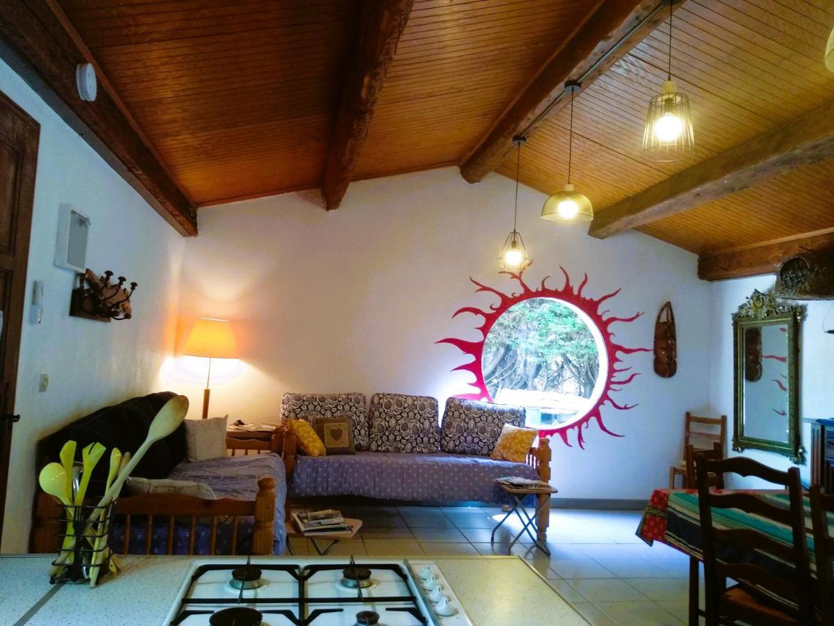 Chambre Independante Piscine, Parc, Cuisine... Brézilhac Εξωτερικό φωτογραφία