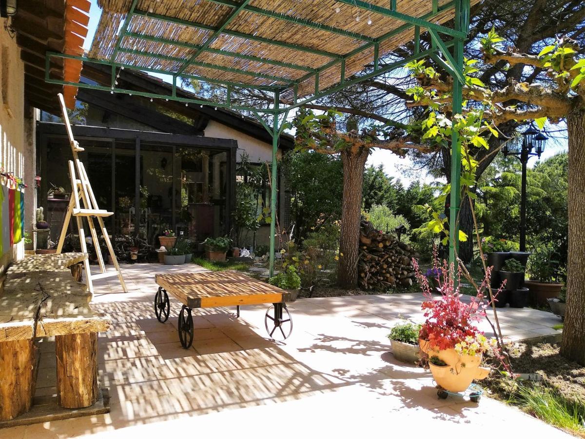 Chambre Independante Piscine, Parc, Cuisine... Brézilhac Εξωτερικό φωτογραφία