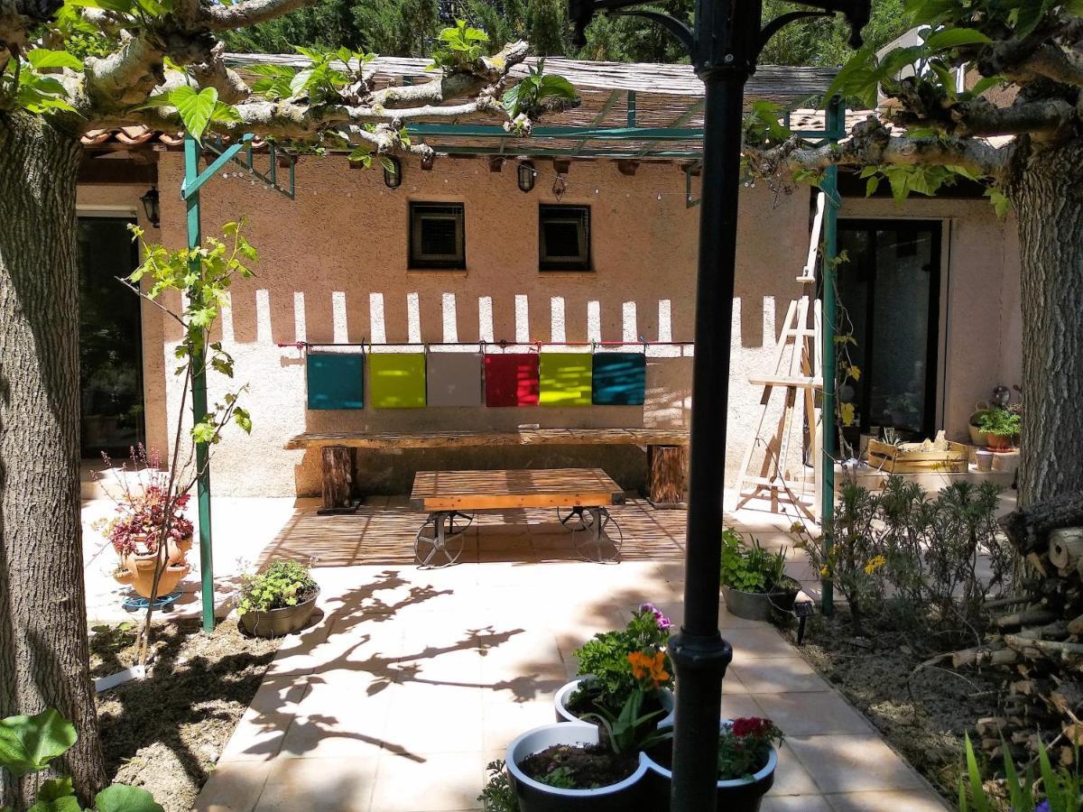 Chambre Independante Piscine, Parc, Cuisine... Brézilhac Εξωτερικό φωτογραφία
